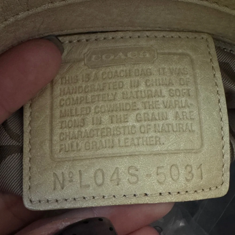 Coach Hampton Satchel Women’s Ivory/Beige‎ Shoulder Bag